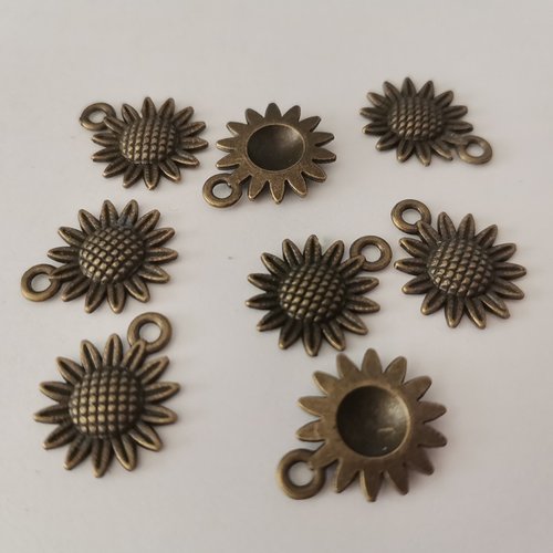8 breloques fleur de tournesol bronze