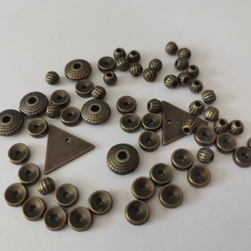 Lot de perles métal  bronze