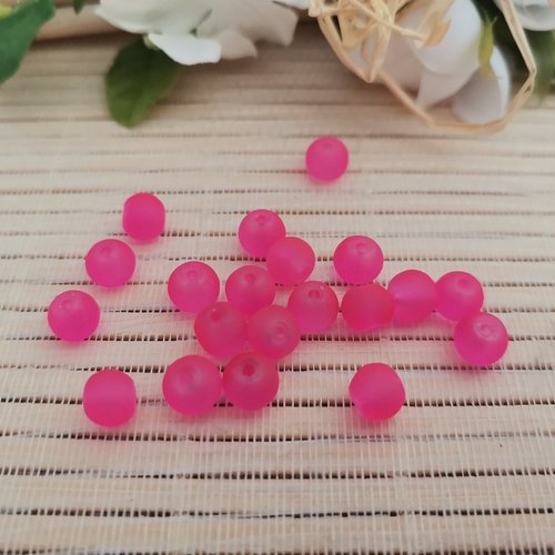25 perles en verre givré 6 mm rose fuchsia