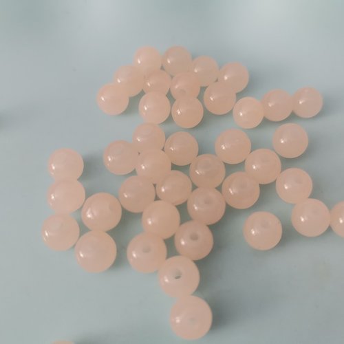30 perles en verre 6 mm saumon clair