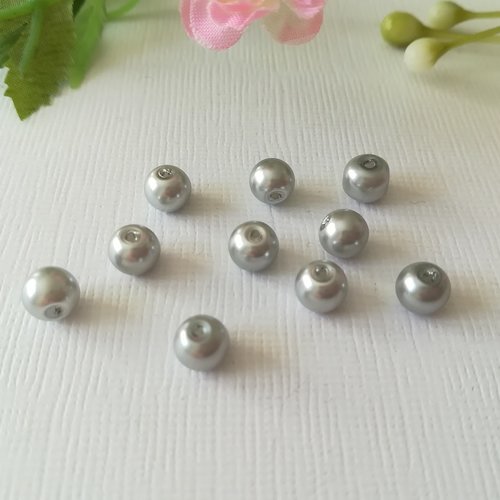25 perles en verre 6 mm gris argenté