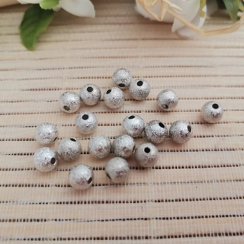 70 perles rondes granuleuses 6 mm argenté