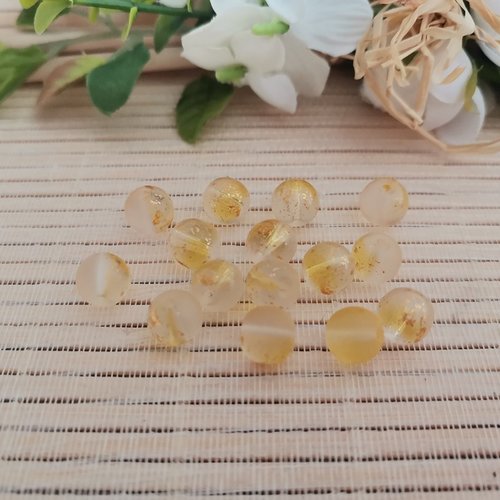 16 perles en verre dépoli feuille d'or 8 mm jaune