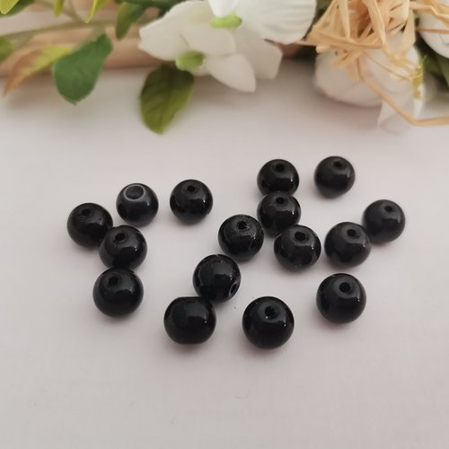 45 perles en verre 8 mm noires