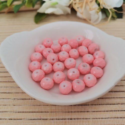 17 perles en verre à facette 8 x 6 mm saumon