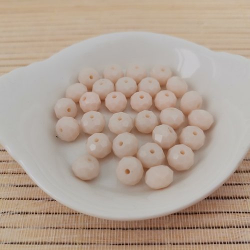 27 perles en verre à facette 8 x 6 mm beige