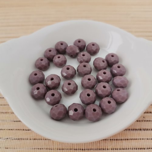 26 perles en verre à facette 8 x 6 mm prune