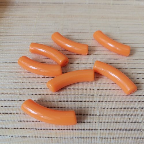 Perles tubes incurvé acrylique x 6 orange