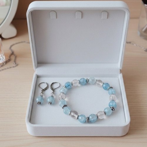 Kit parure bracelet et boucles d'oreilles bleu et cristal