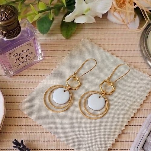 Kit boucles d'oreilles anneaux doré et sequin émail blanc