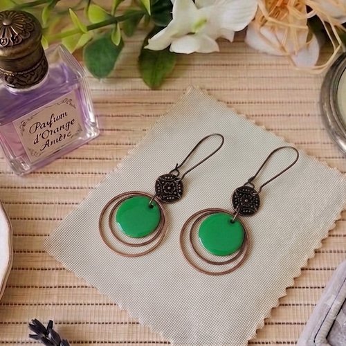 Kit boucles d'oreilles anneaux cuivre rouge et sequin émail vert
