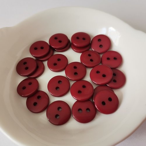 10 boutons résine 4 trous 10 mm bordeaux