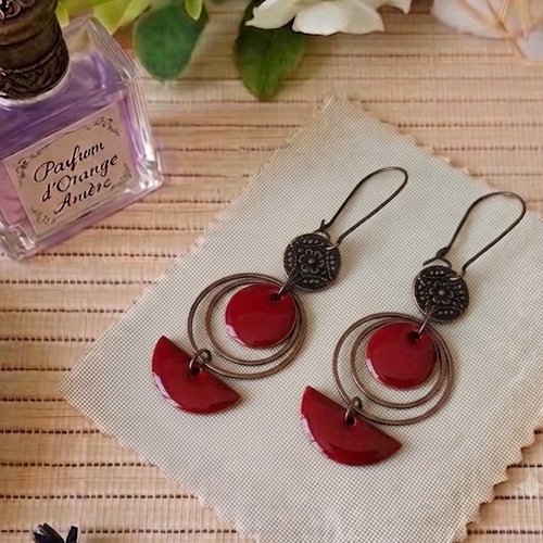 Kit boucles d'oreilles anneaux cuivre rouge et sequins émail rouges