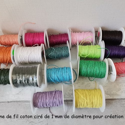 Lot de 17 bobines de fil coton ciré 1 mm
