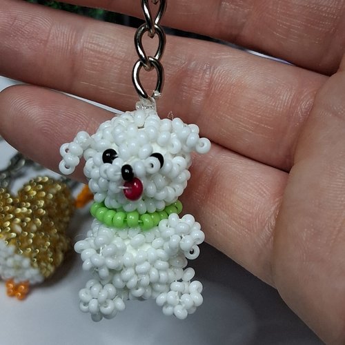 Porte-clés chien en perles