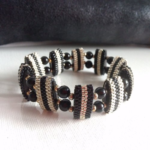 Bracelet tissage peyote perles miyuki noires et argent - Un grand marché