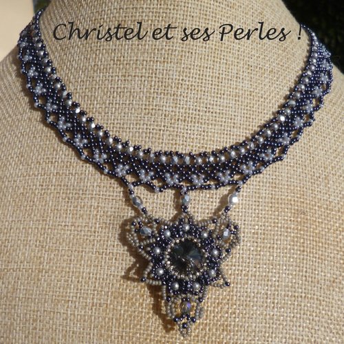 Collier baroque cristal gris et perles de verre