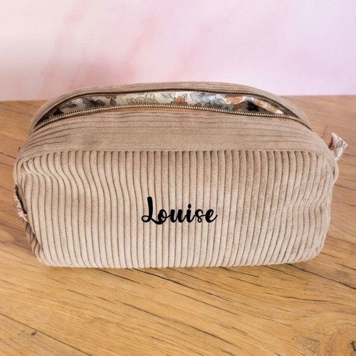 Trousse de toilette taupe personnalisée avec prénom en velours côtelé