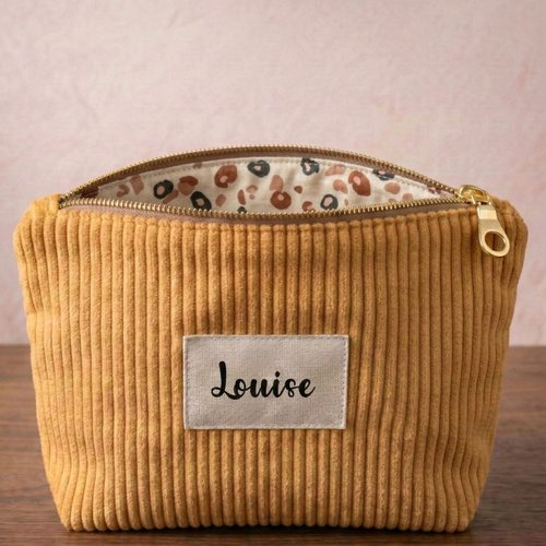 Trousse zippée jaune personnalisée en velours côtelé avec inscription