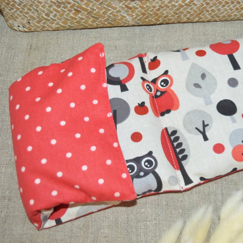 Bouillotte sèche longue, blé bio, tissu coton beige, chouette hiboux rouges, étoiles