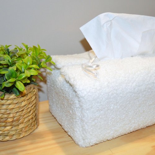 Housse pour boite à mouchoir, kleenex, tissu bouclette, moumoute, ambiance chalet, montagne, noël
