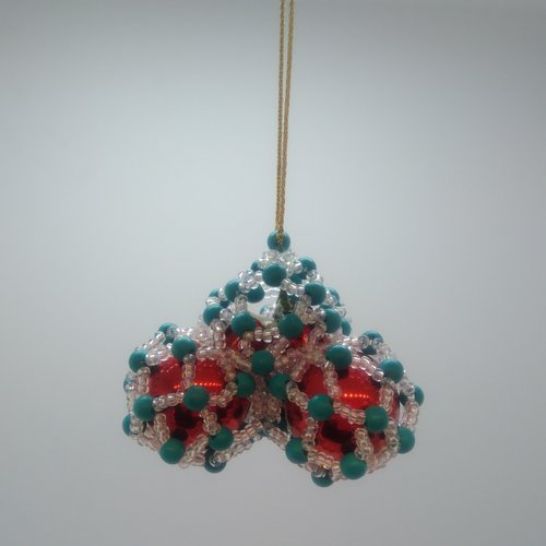Vendue - décoration de noël - petites boules en verre habillées de perles