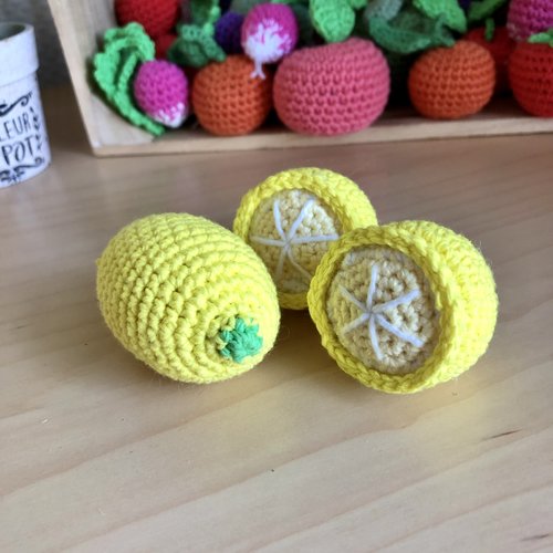 Citrons entiers