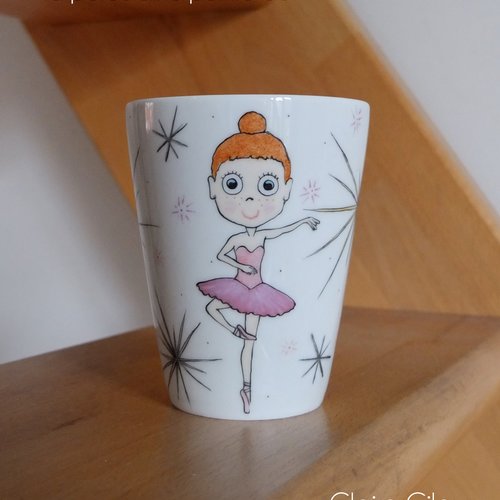 Mug en porcelaine peint à la main "lili"