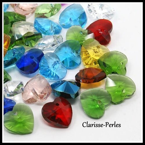 Perles en verre à facettes vert forme coeur 10x10x5mm trou 1mm couleur aléatoire