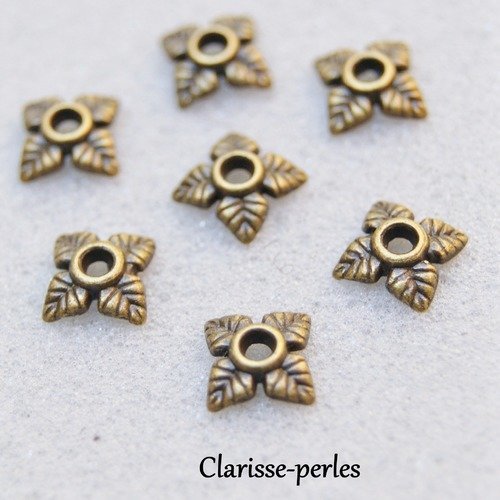 20 perles coupelles feuilles métal bronze 8x8mm trou 2mm