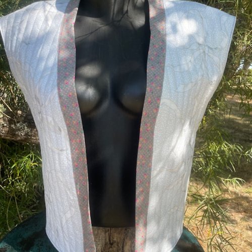 Gilet créé à partir de chutes de tissus revalorisées