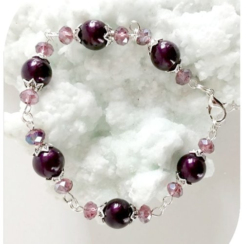 Bracelet perles magiques pourpres et cristal swarovski . fermoir mousqueton.