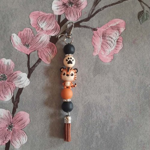 Porte clé fait main avec petit tigre