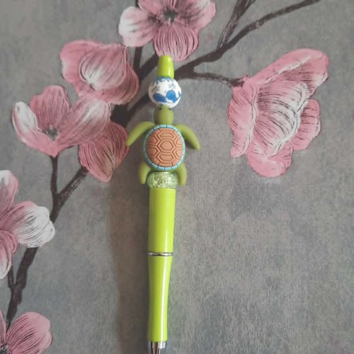 Stylo rétractable avec tortue