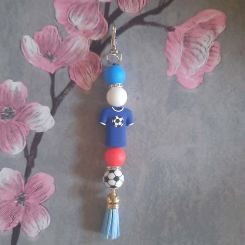 Porte clé en perles silicone avec maillot de foot