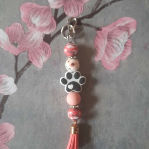 Porte clé fait main en perles avec grosse patte