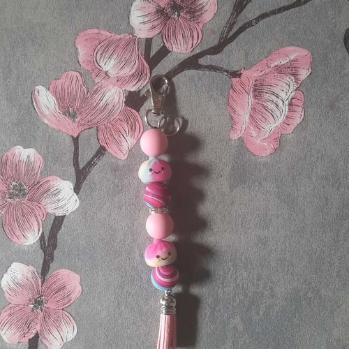 Porte clé fait main en perles avec squishy fushia