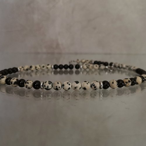 Collier de perles pour homme femme  style tibetain chic  en perles naturelles jaspe dalmatien collier de protection