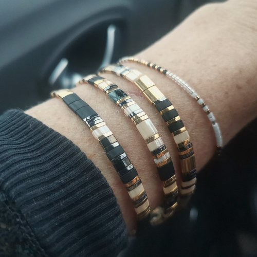 Bracelet noir or en perles miyuki tila  - au choix