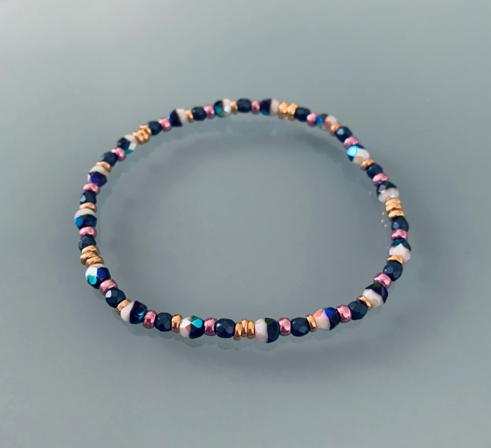 Tuto Bracelet pour femme avec des perles colorées - Perles & Co