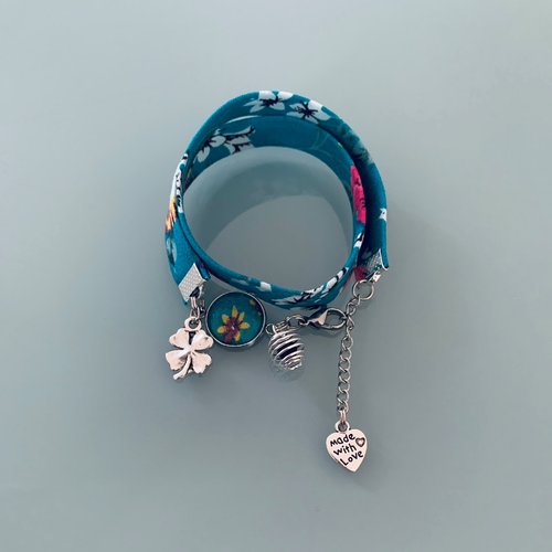 Bracelet liberty bleu, bijou liberty, bracelet en tissu liberty, idée cadeau, bracelet parfum