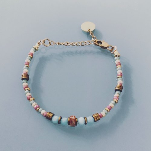 Bracelet en perles, bracelet femme gourmette pierres naturelles magiques et perles heishi plaqué or 24 k