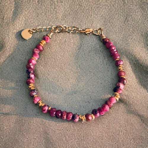Bracelet en perles roses, bracelet femme gourmette pierres naturelles magiques et perles heishi plaqué or 24 k