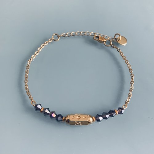 Bracelet amulette gourmette pierres naturelles magiques swarovski et perles heishi plaqué or