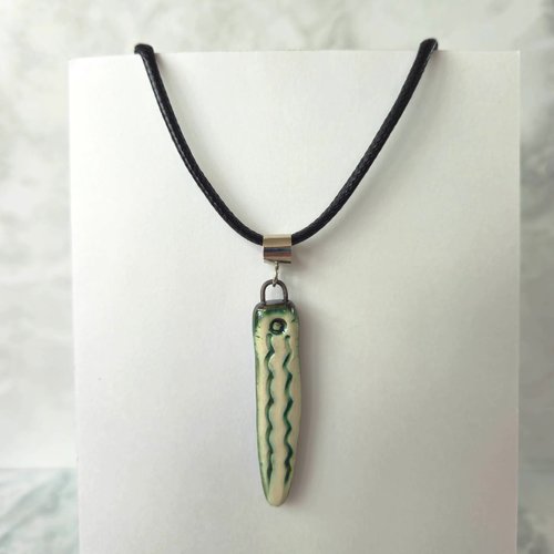 Collier gravure tribale, pendentif longue pointe céramique, style ethnique