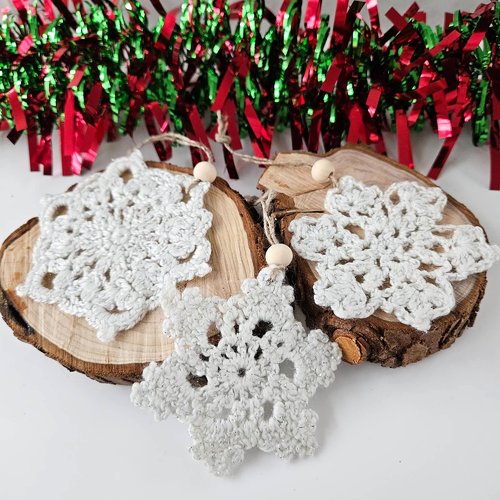 Noël - flocon de neige au crochet à suspendre - lot de 3