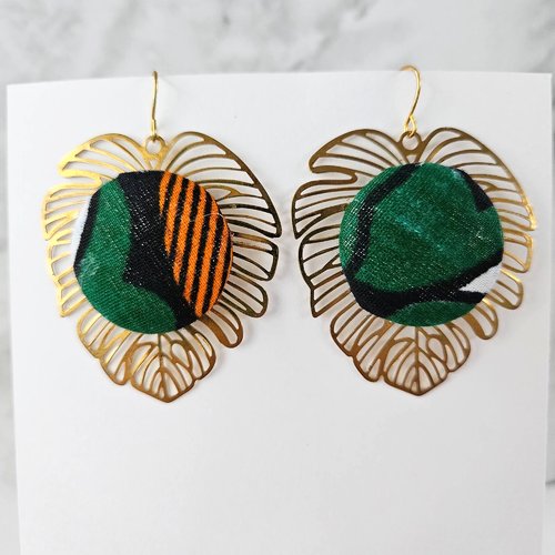 Boucles d'oreille feuille dorée - monstera et tissu wax - bijou textile