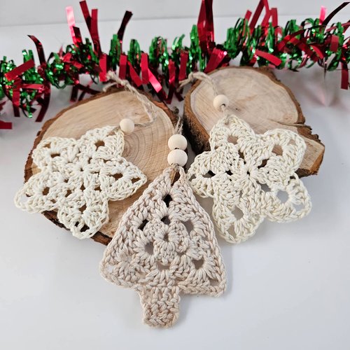 Noël - sapin et flocon de neige au crochet à suspendre - lot de 3
