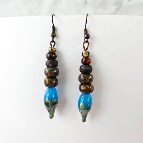 Boucles d'oreille goutte verre filé bleu marron - bijou boho chic