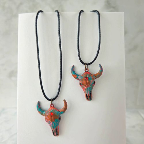 Colliers bff - duo de colliers d'amitié - pendentif tête de taureau patiné orange bleu